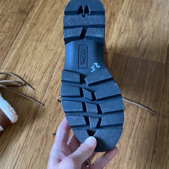 Cliffs Brown Faux Leather Boots, Size 5.5 - Picture 10 of 10